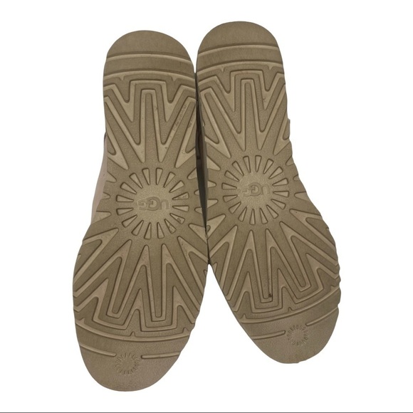 UGG Bethany Boots. Size 8 1/2 - Picture 9 of 12